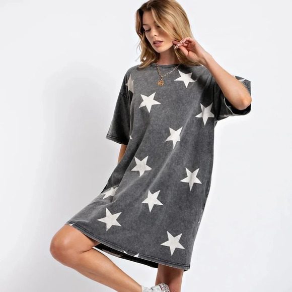 New! Easel Star Print Mineral Washed Ash T-shirt Dress - Picture 4 of 4